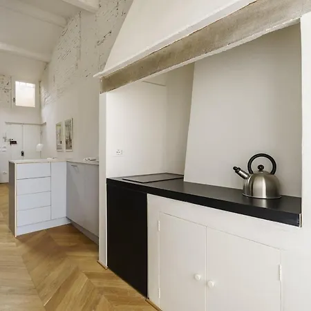 Διαμέρισμα Elegant In The Heart Of